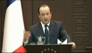 Hollande : "Le travail de mémoire" de la Turquie sur le drame arménien "doit être fait"