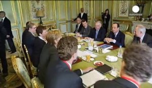 Hollande et Merkel pourraient décider de sanctions contre l'Ukraine