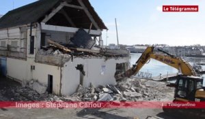 Port de Concarneau. La fin de "La Chapelle"