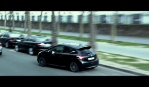 3 days to Kill - Preview "Course-poursuite dans Paris" [VOST|HD720p]