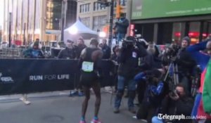 Mo Farah victime d'un malaise au semi-marathon de New York