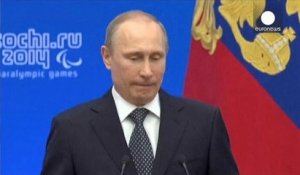 Vladimir Poutine reconnaît la Crimée comme un État souverain