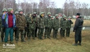 Sous la menace russe, l'Ukraine tente de gonfler les rangs de son armée