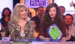 Zapping : Amanda Lear sort le décolleté dans TPMP