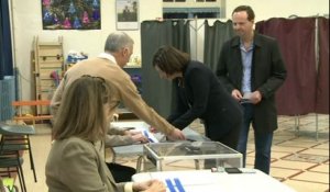 Municipales: Hidalgo et Kosciusko-Morizet ont voté à Paris