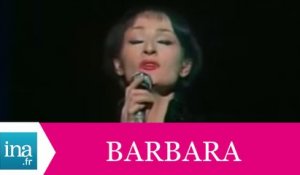 Barbara "Au bois de St Amand" (live officiel) - Archive INA