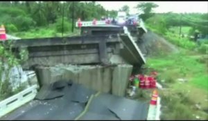 Séisme de 6,4 au Mexique : un pont s'effondre dans le sud