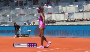 WTA Madrid - Li Na file en quart