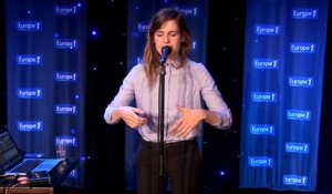 Christine and The Queens chante "Saint Claude"