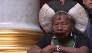 Amazonie: "Notre poumon brûle, la France ne peut fermer les yeux" - 03/06
