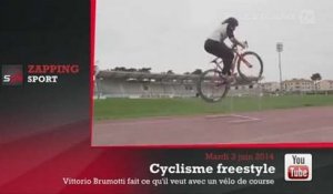 Zap'Sport : Haies, tractopelle et but, il saute tout avec un vélo de course