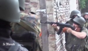 Scènes de guerre dans les rues de Marioupol en Ukraine