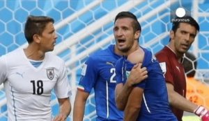 Mondial 2014 : l'Uruguayen Suarez très lourdement sanctionné pour sa morsure
