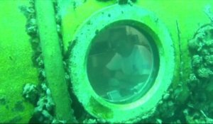 Après 31 jours sous l'eau, le petit-fils Cousteau revient à la surface
