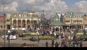 Discrimination: une association d’aide aux handicapés porte plainte contre Disneyland