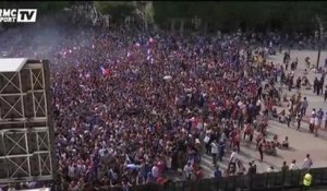Football / L'Hôtel de Ville Paris fait le plein de supporters - 04/07