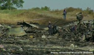 Les séparatistes pro-russes se vantent d'avoir les boîtes noires du vol MH17