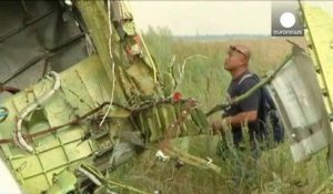 Vol MH17 : de nombreux cadavres encore sur le site du crash