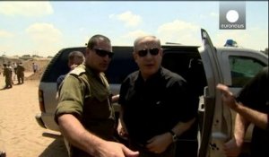 Israël et le Hamas acceptent d'observer un cessez-le-feu humanitaire de 12 heures