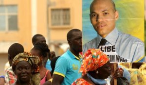 Karim Wade, le fils de l'ex-président Abdoulaye Wade, jugé à Dakar pour "enrichissement illicite"