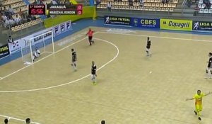 Un but d'une finesse incroyable en futsal !