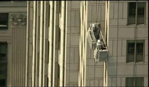 Des laveurs de vitre coincés au 21e étage à New York