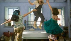 Bande-annonce : Mamma Mia! VOST (2)