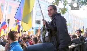 Des milliers de Russes défilent pour la paix en Ukraine