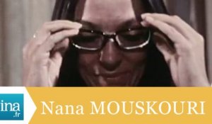 Nana Mouskouri sans ses lunettes - Archive INA