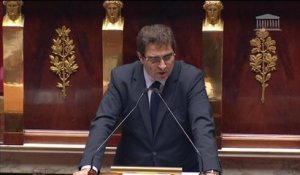 Jacob appelle Hollande à "renvoyer les députés devant leurs électeurs"