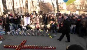 Ukraine: recueillement un an après le début de la révolution
