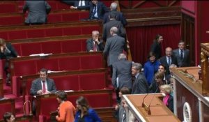 PLFSS : des députés UMP et le "coup du rideau" pour voter contre la modulation des allocations familliales