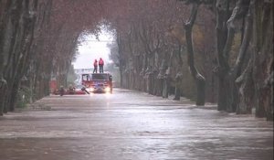 Aude: évacuation de riverains  surpris par la montée des eaux