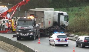 Accident de la circulation avec un camion sur la RN2 à Louvroil