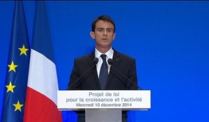 Valls citant Hollande: La loi Macron est "une loi de progrès et de liberté"