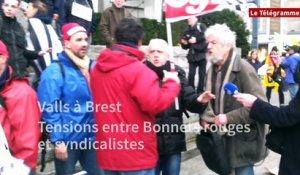 Valls à Brest. Tensions entre Bonnets rouges  et syndicalistes
