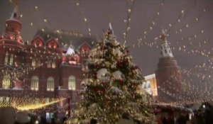 Féerie de Noël à Moscou malgré la crise