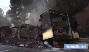 Un camion de kiwis prend feu sur l'A8 aux Adrets