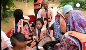 Des inondations dévastent la Malaisie et l'Indonésie