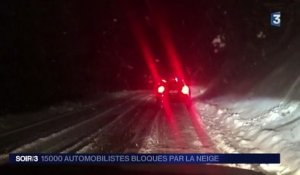 Savoie : 15 000 automobilistes bloqués par la neige