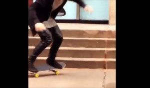 FAIL : Justin Bieber chute pendant une démonstration de skateboard !