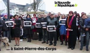 VIDEO. Indre-et-Loire : une minute de silence pour Charlie Hebdo en Touraine