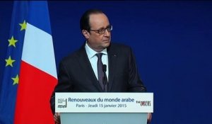 Les musulmans sont les "premières victimes du fanatisme", selon Hollande