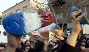 Iran : "Mort à la France" scandé par des manifestants à Téhéran