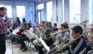 Saint-Pol-sur-Ternoise : la classe orchestre au tableau