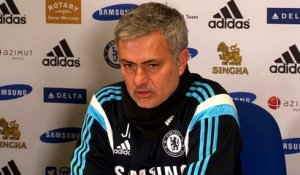 Chelsea - Mourinho allume Jamie Redknapp
