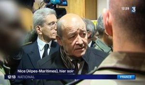 Nice : Jean-Yves Le Drian et Bernard Cazeneuve au chevet des trois militaires agressés