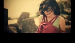 Latinka - Aku Bisa Mati [Official Music Video Clip]