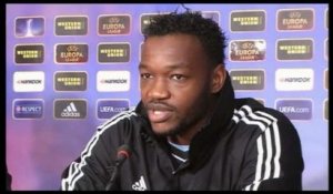 Foot - C3 : Mandanda, unité et confiance