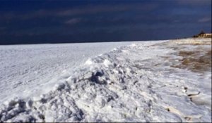Massachusetts: l'océan Atlantique recouvert de neige et de glace